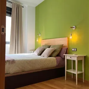  Appartement Amazing In The Heart Of Pool & Free Parking Espagne